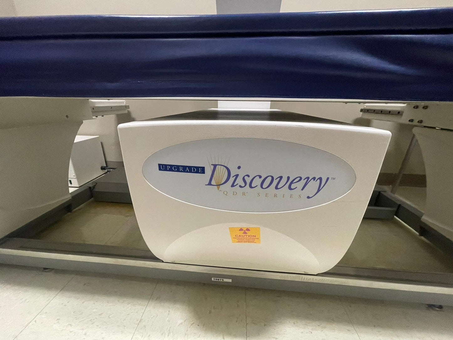 HOLOGIC Discovery QDR  series 2012 DEXA Bone Densitometer