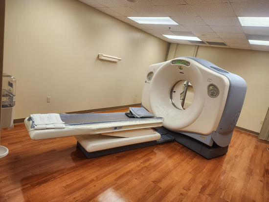 GE LightSpeed 16 Slice CT Scanner