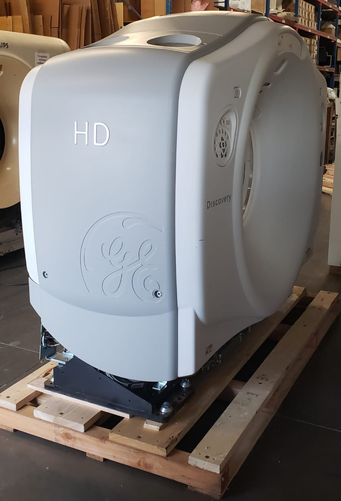 GE CT Discovery CT750 HD GT2000 CT SCANNER 64 slides - Tube: 2019