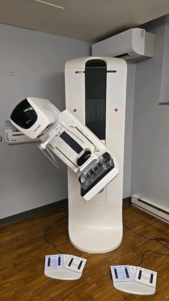 HOLOGIC SELENIA DIMENSIONS 3D  DIGITAL Mammo System 2018