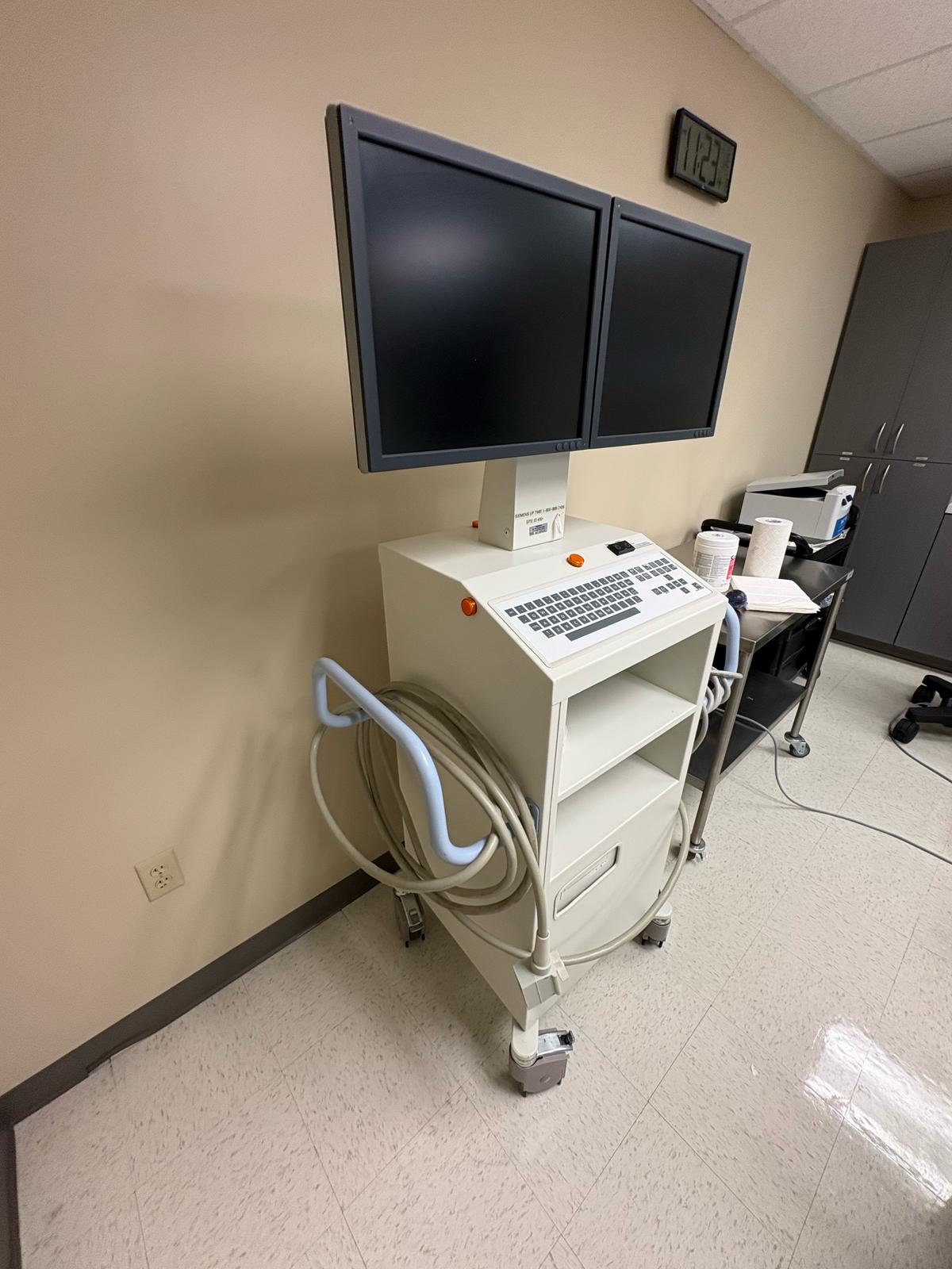 Siemens SIREMOBIL Compact L 2015 3rd Generation  with LCD Monitors