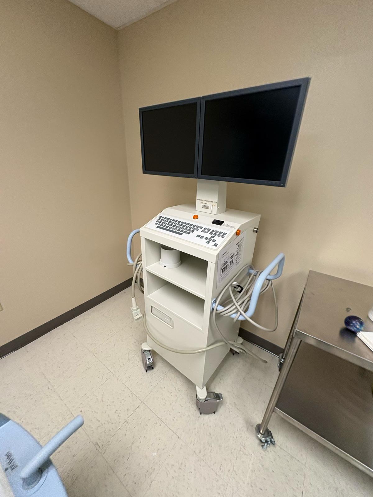 Siemens SIREMOBIL Compact L 2015 3rd Generation  with LCD Monitors