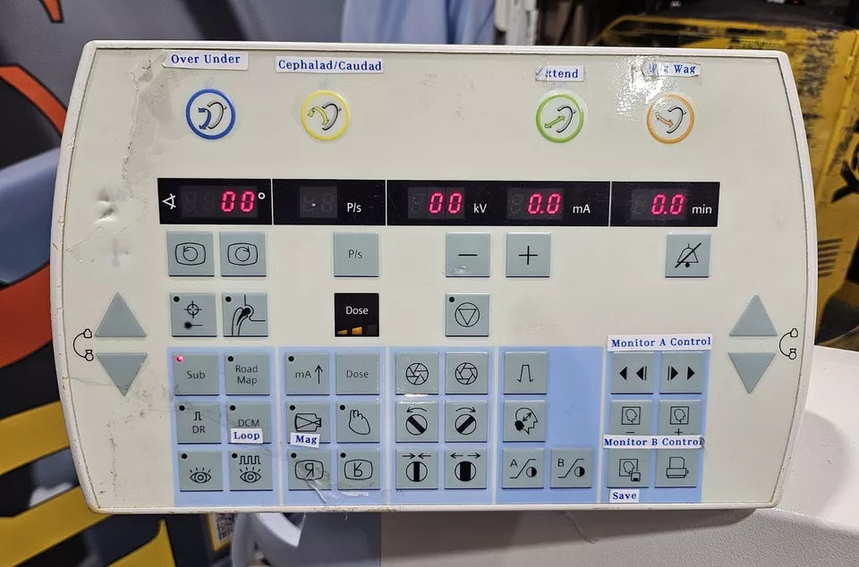 SIEMENS ARCADIS AVANTIC 2008 2ND GENERATION with Cardiac Vascular and LCD Monitor