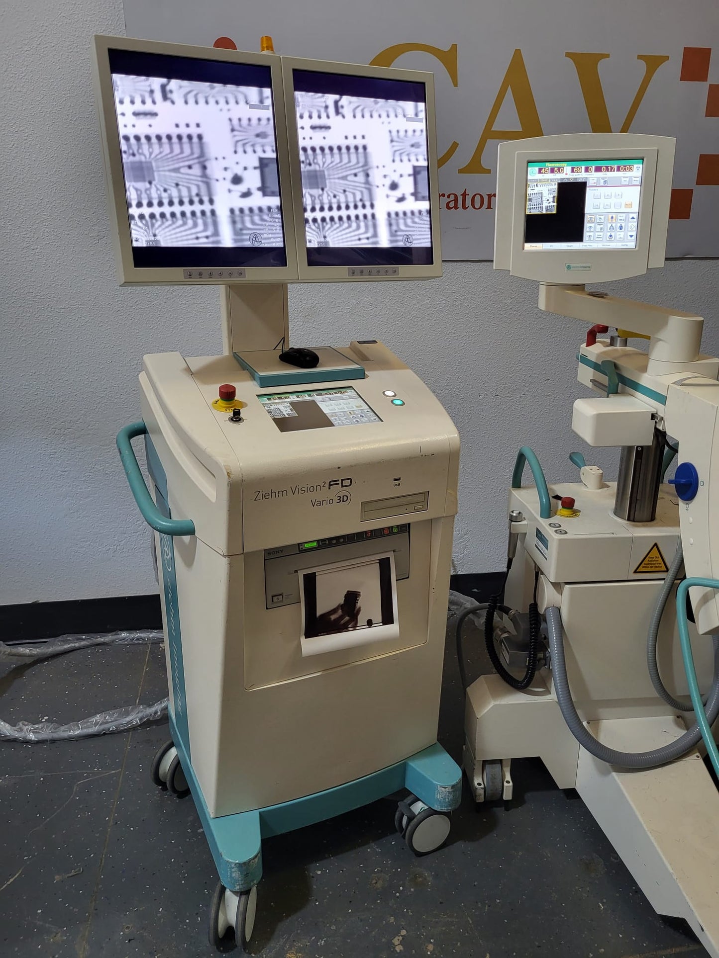 Ziehm Vision Vario 3D with Flat Pannel Detector FD - 2011