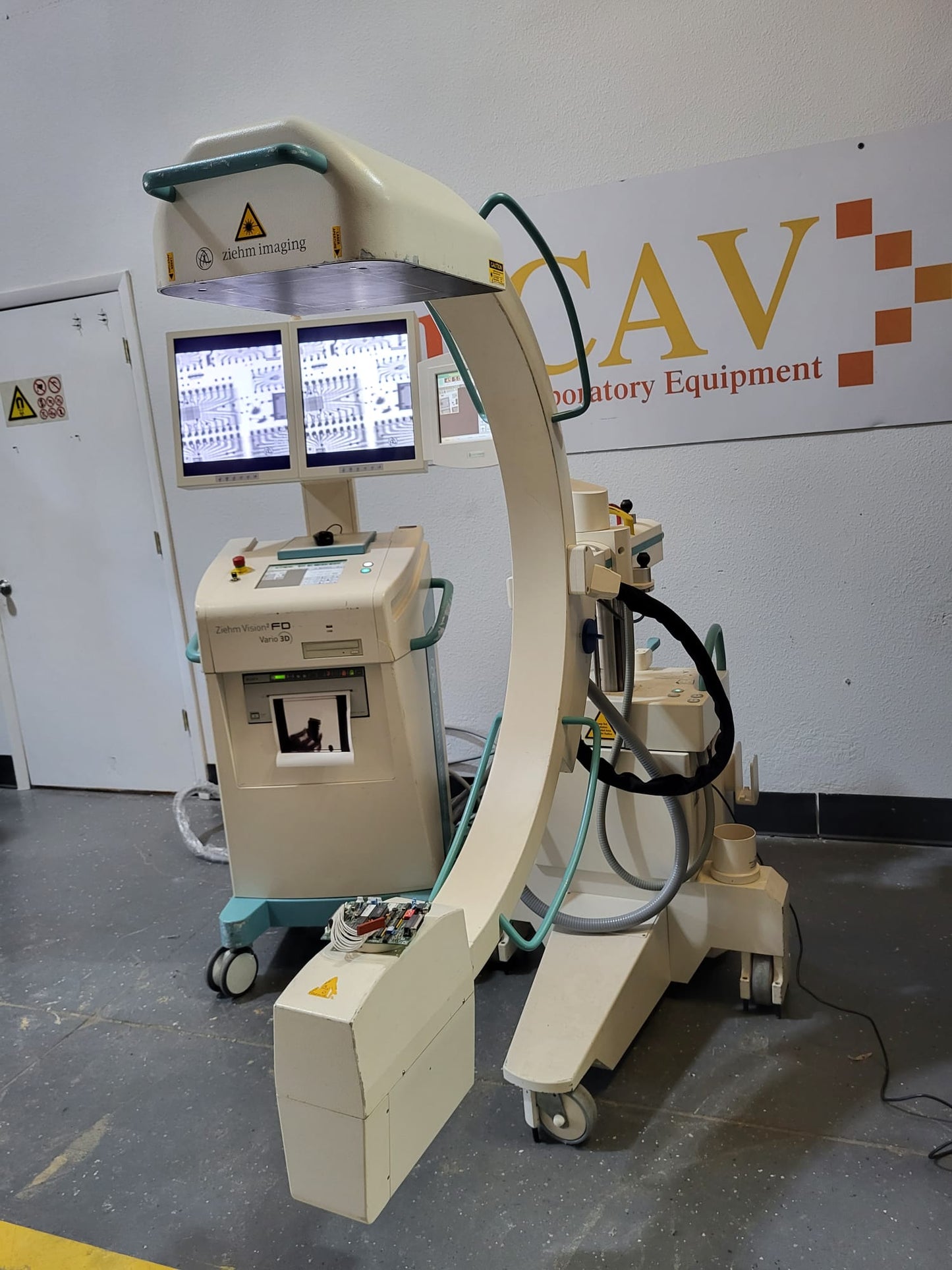 Ziehm Vision Vario 3D with Flat Pannel Detector FD - 2011