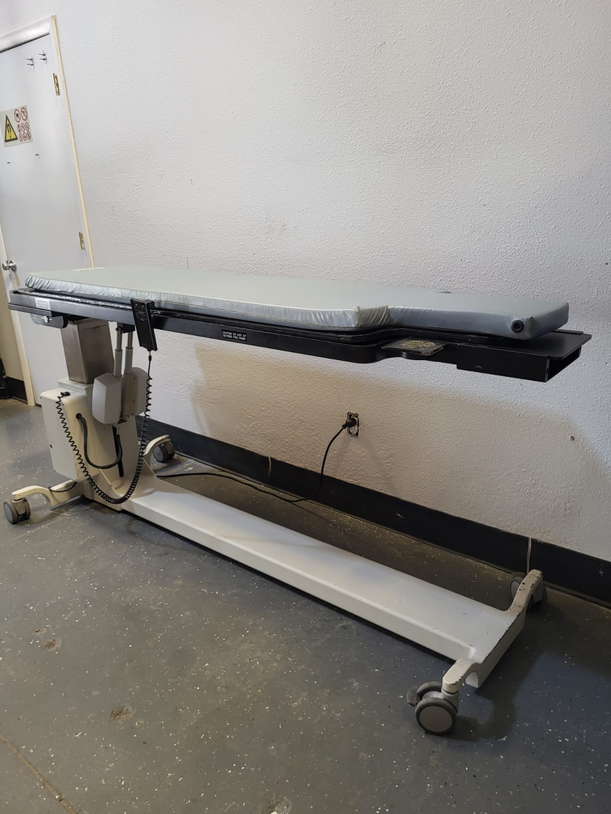 IDI 100T Imaging C-arm Fluoroscopy Table