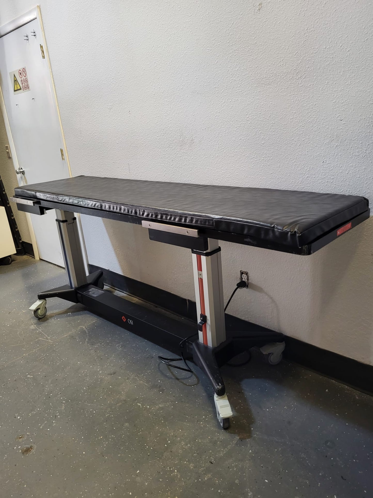 Mizuho Osi 6600 Imaging C-Arm Table