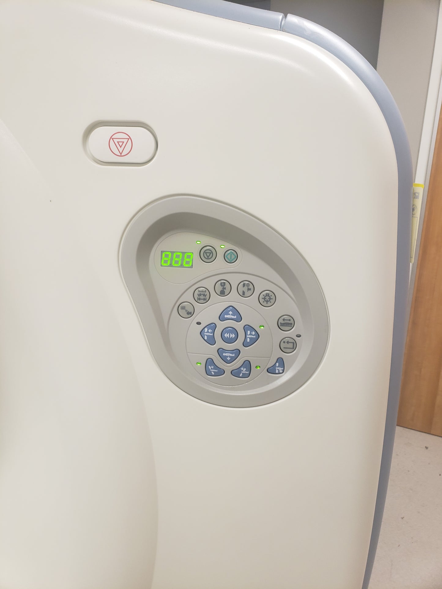 GE LightSpeed 16 Slice CT Scanner