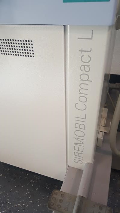 Load image into Gallery viewer, Siemens SIREMOBIL Compact L 2007 with LCD Monitors
