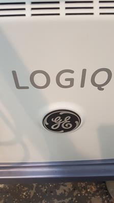 GE Logiq P5 Ultrasound System  with Transducers