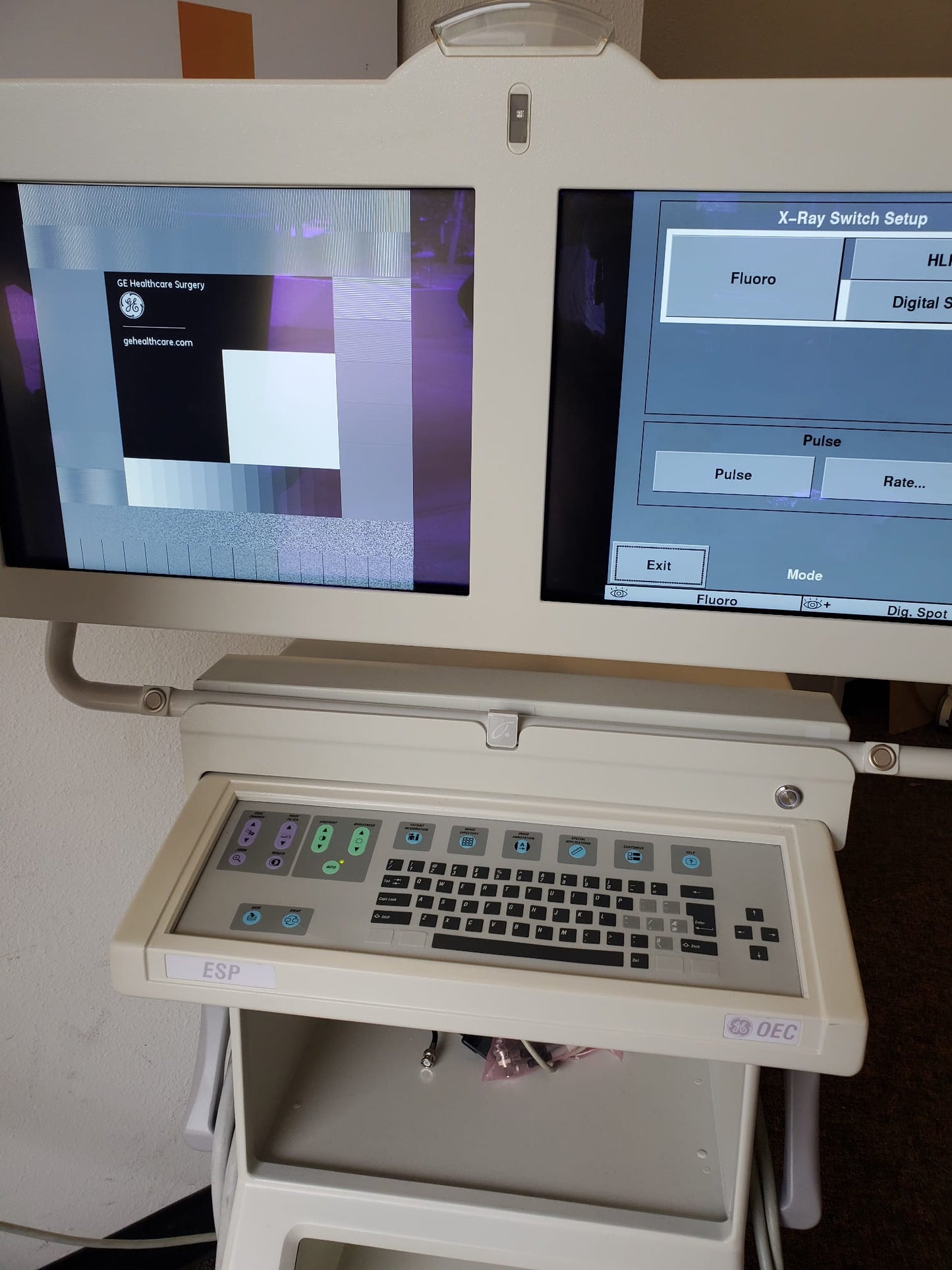 GE OEC 9800 Plus ESP - Super C with Flat Pannel LCD Software Release 30  C-ARM