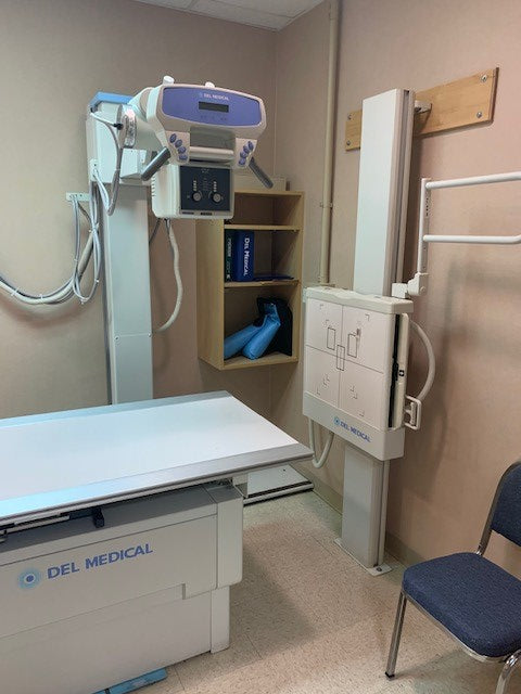 2004 DELL MEDICAL RAD-ROOM - Floor Stand